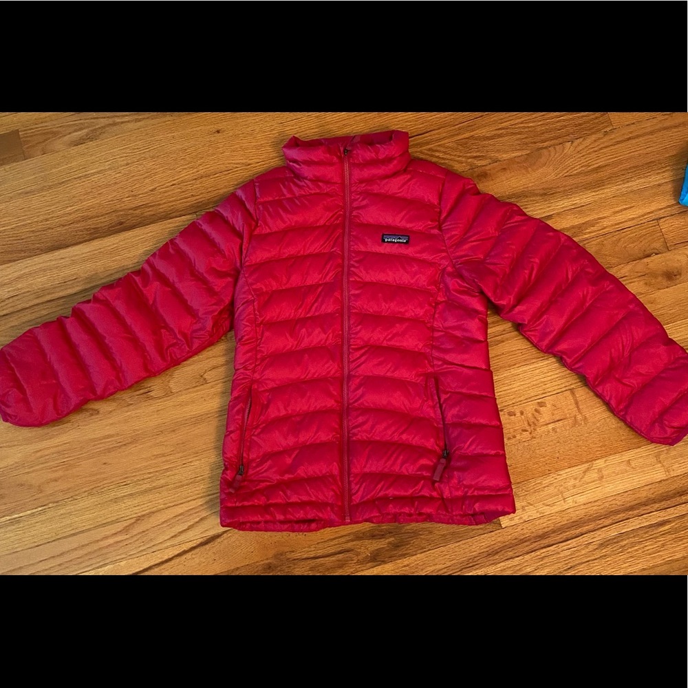 Girl’s Patagonia Magenta Down Sweater
